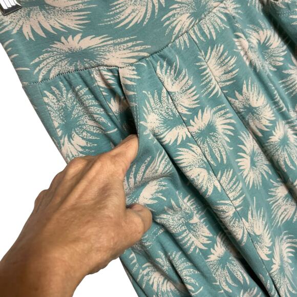 Effie's Heart Pleated Retro Floral Skirt in Seafom -Cotton- Pockets Small (2913) - Picture 4 of 4